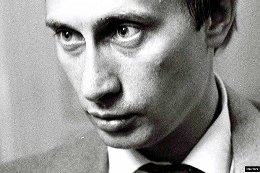 Putin's-dossier-01